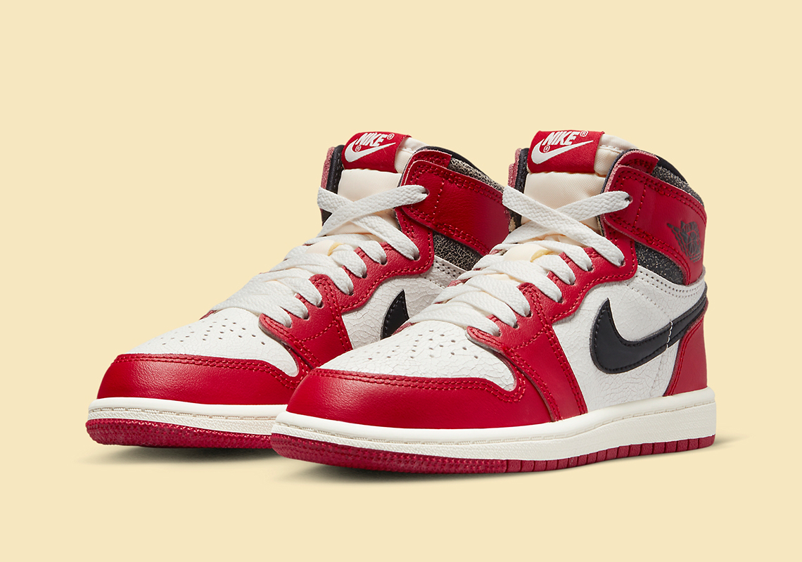 Hình ảnh chính thức của mẫu Air Jordan 1 Lost And Found - 21