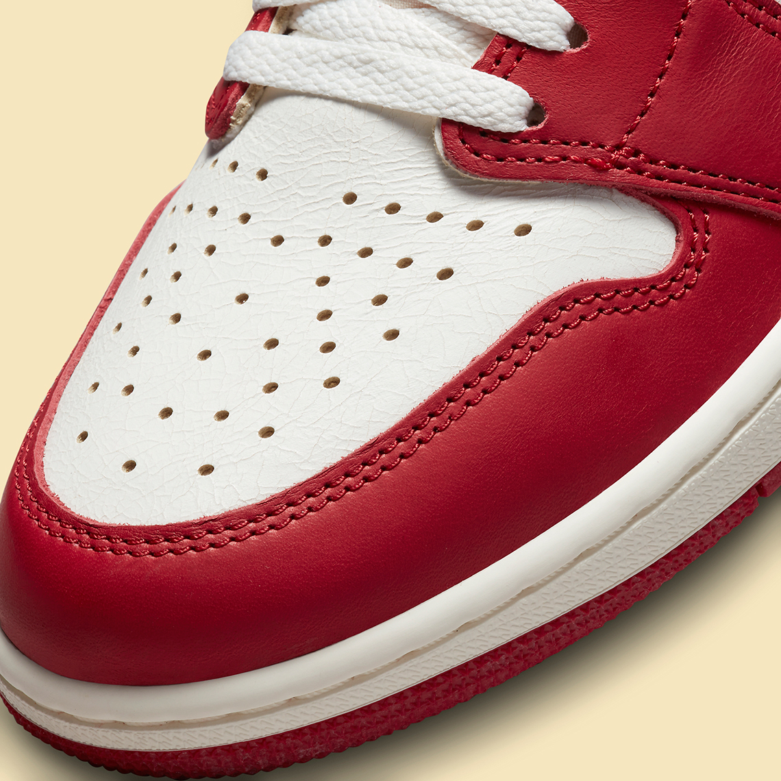 Hình ảnh chính thức của mẫu Air Jordan 1 Lost And Found - 8