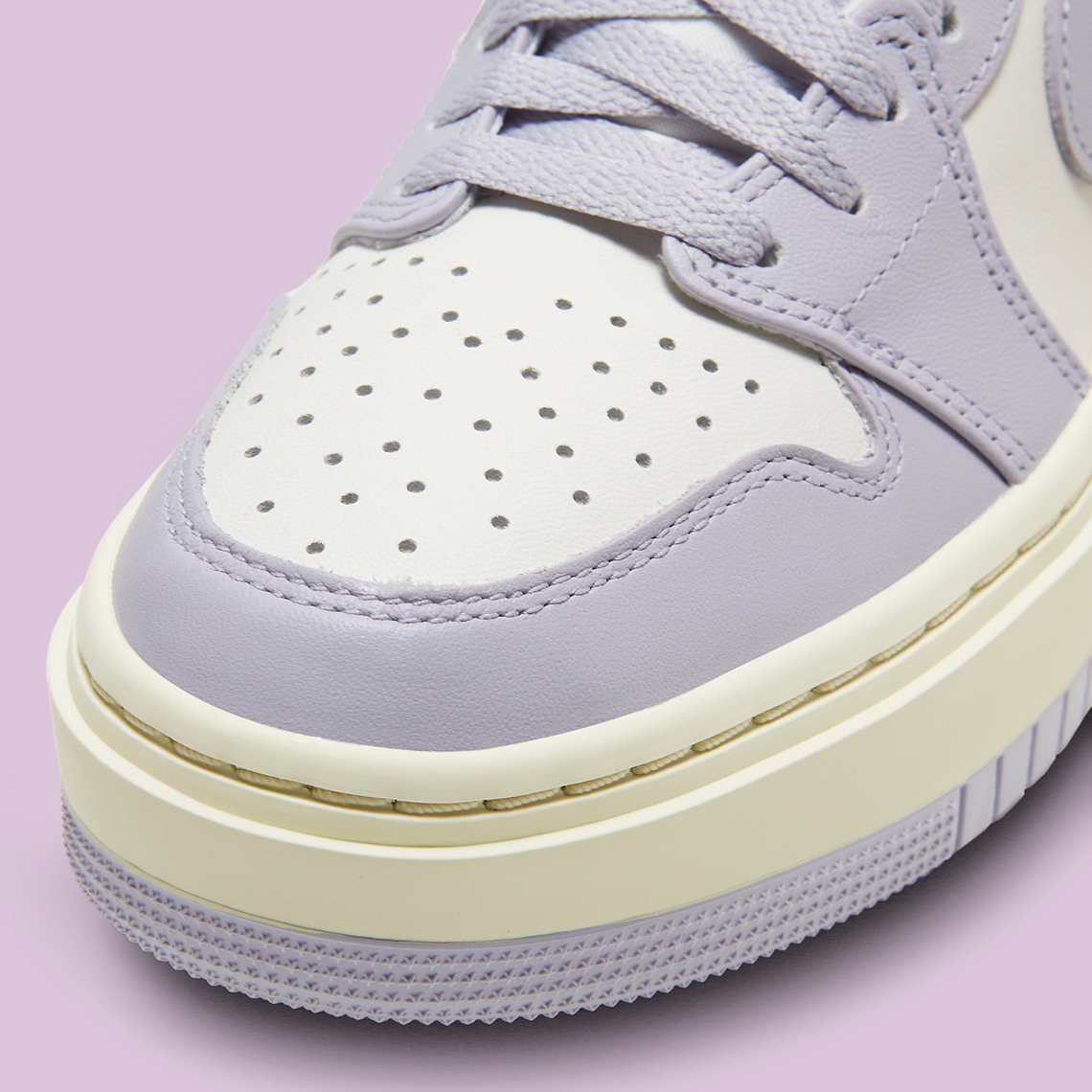 Hình ảnh chính thức của mẫu giày sneaker Air Jordan 1 High Elevate Titanium - 9