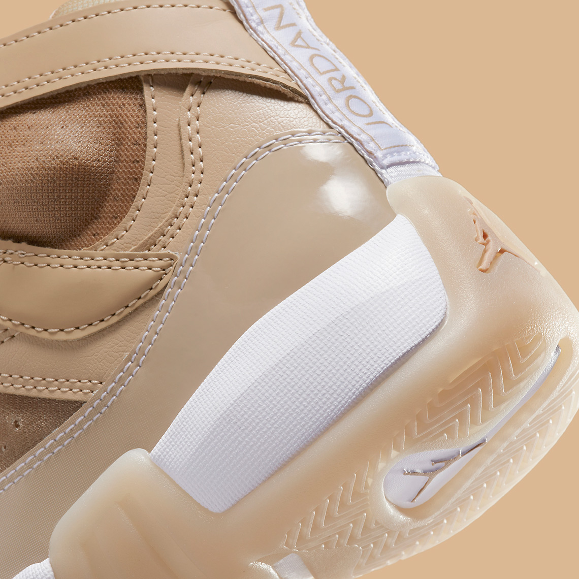 Hình ảnh của đôi giày Jordan Two Trey Linen - 7