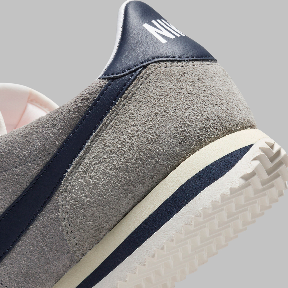 Hình ảnh của đôi giày Nike Cortez Georgetown - 8