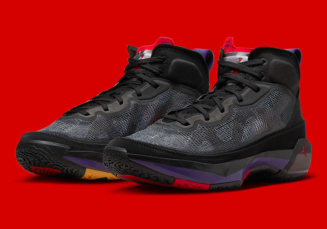 Hình ảnh của đôi giày sneaker Air Jordan 37 Raptors - 2