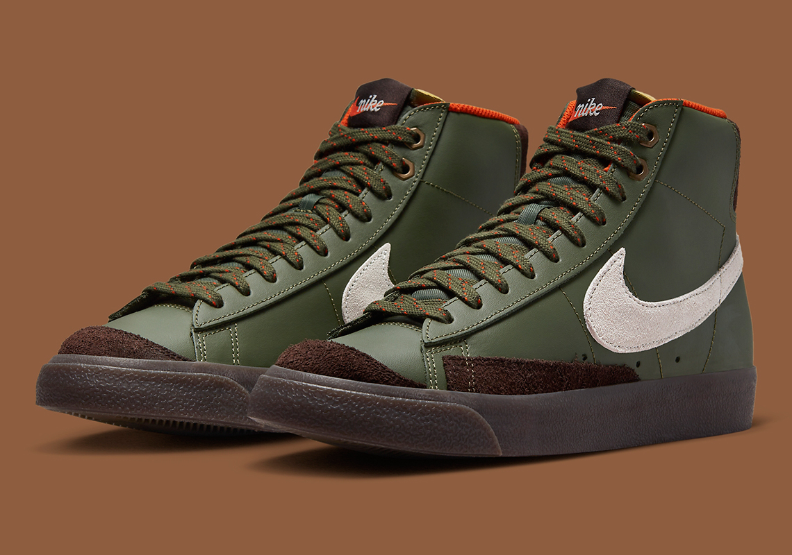 Hình ảnh của đôi giày sneaker Nike Blazer Mid '77 Vintage Vintage Army Olive - 1