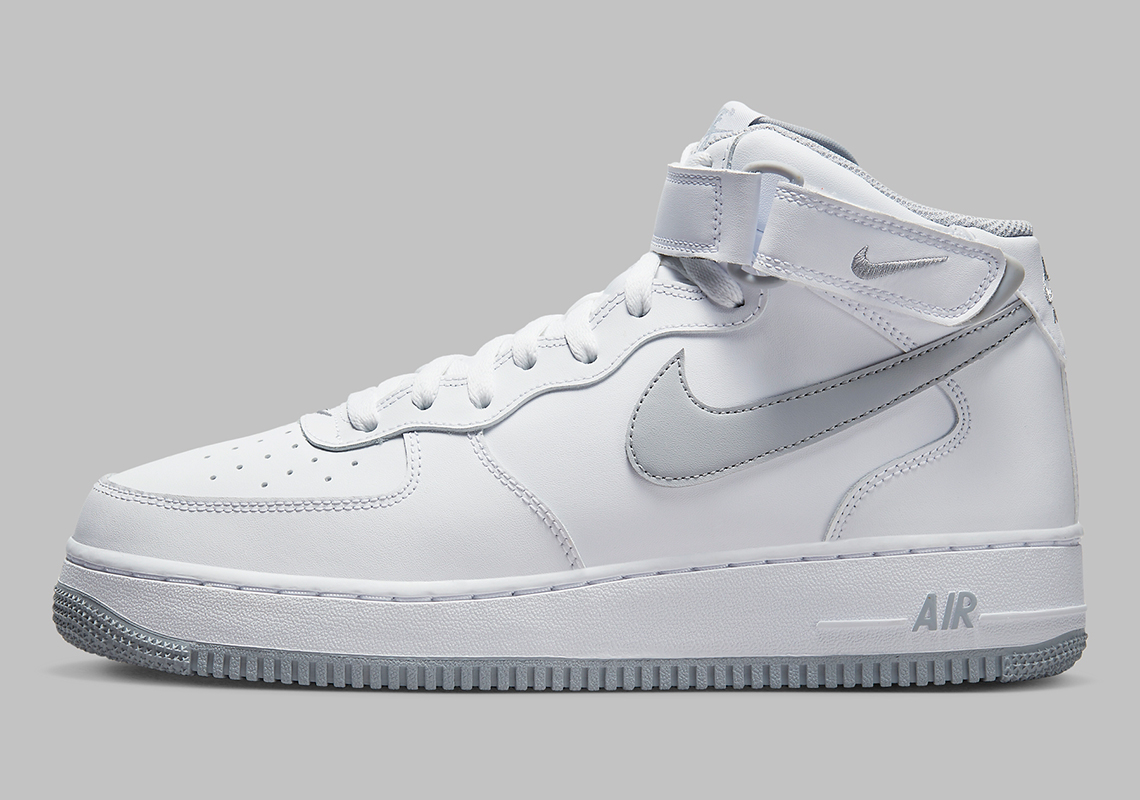 Hình ảnh của mẫu giày Nike Air Force 1 Mid với màu White/Grey - 1