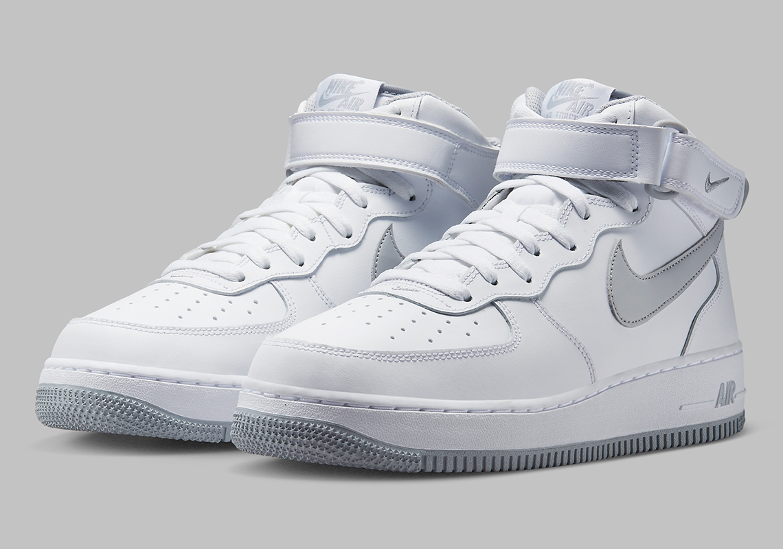 Hình ảnh của mẫu giày Nike Air Force 1 Mid với màu White/Grey - 2