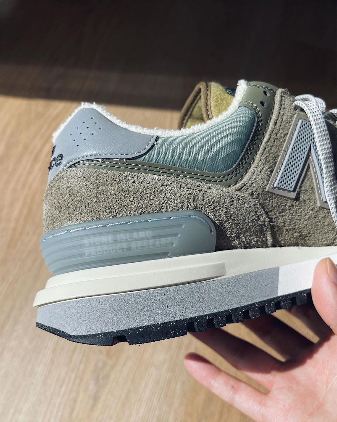 Hình ảnh của mẫu giày Stone Island x New Balance 574 Legacy Steel Blue - 5