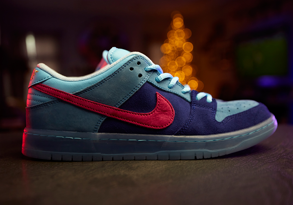 Hình ảnh của mẫu sneaker Run The Jewels x Nike SB Dunk Low - 4