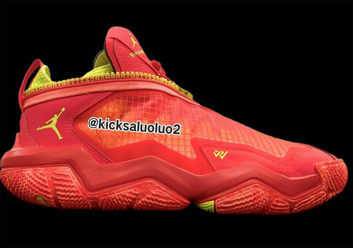 Hình ảnh đầu tiên của Russell Westbrook Jordan Why Not? 0.6 Red/Yellow - 2