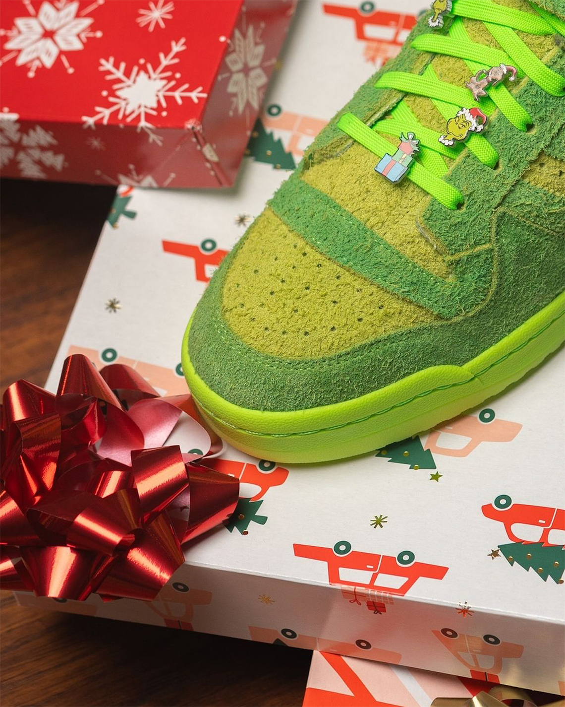 Hình ảnh mới nhất của Adidas Forum Lo Grinch - 5