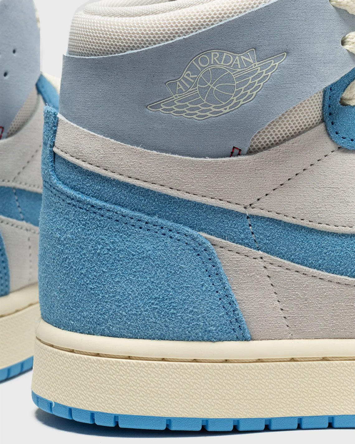 Hình ảnh mới nhất của Air Jordan 1 Zoom CMFT 2 University Blue - 6