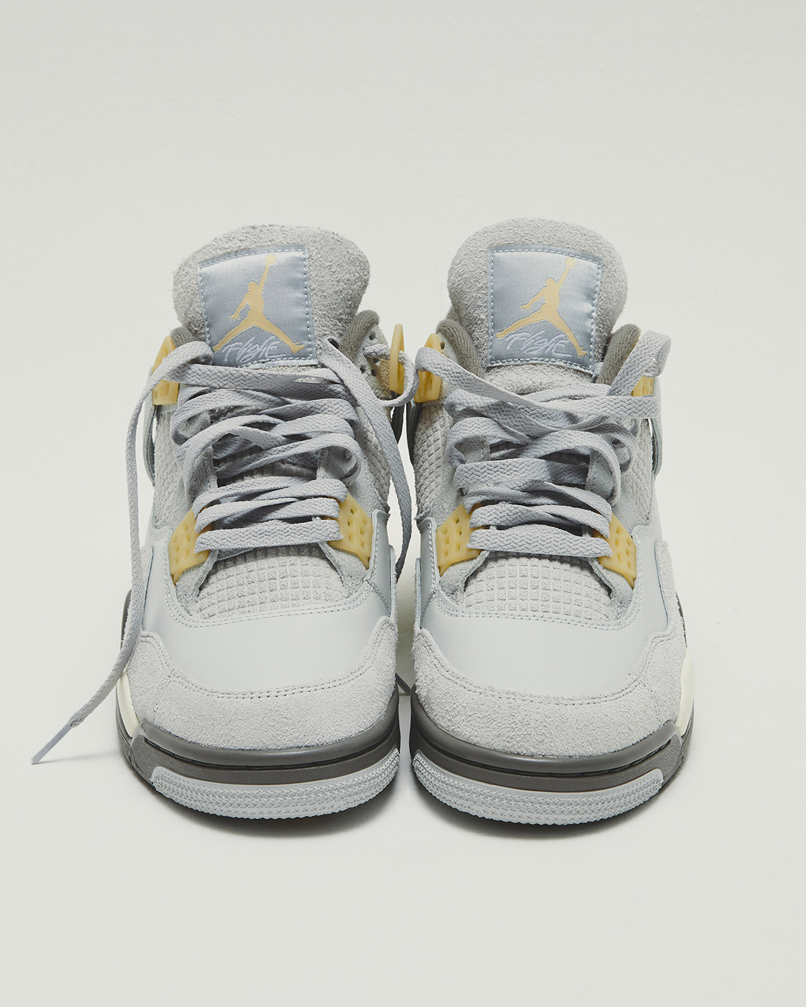 Hình ảnh mới nhất của đôi giày Air Jordan 4 SE Craft Photon Dust - 4