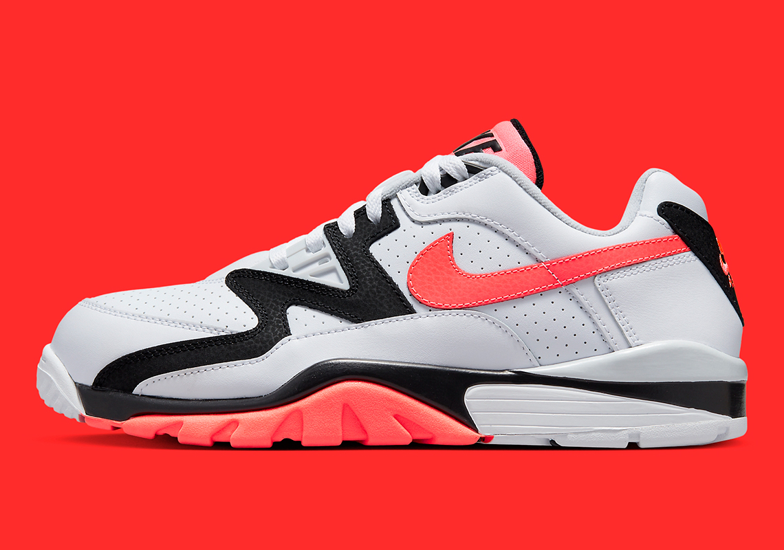 Hình ảnh mới nhất của đôi giày Nike Cross Trainer Low Hot Lava - 2