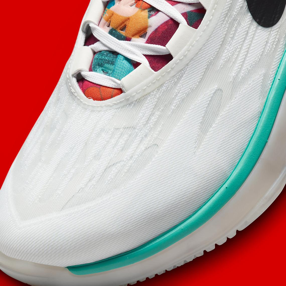 Hình ảnh mới nhất của đôi giày Nike Zoom GT Cut 2 Leap High - 8