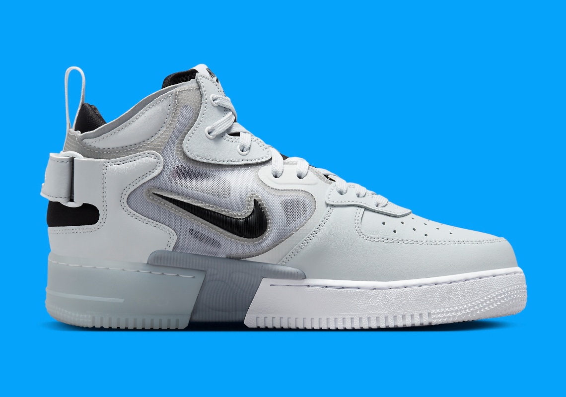 Hình ảnh mới nhất của đôi giày sneaker Nike Air Force 1 React Mid Grey - 3