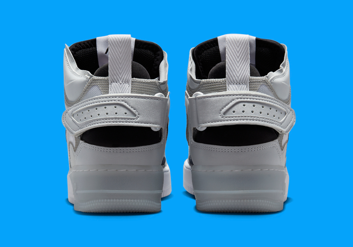 Hình ảnh mới nhất của đôi giày sneaker Nike Air Force 1 React Mid Grey - 5