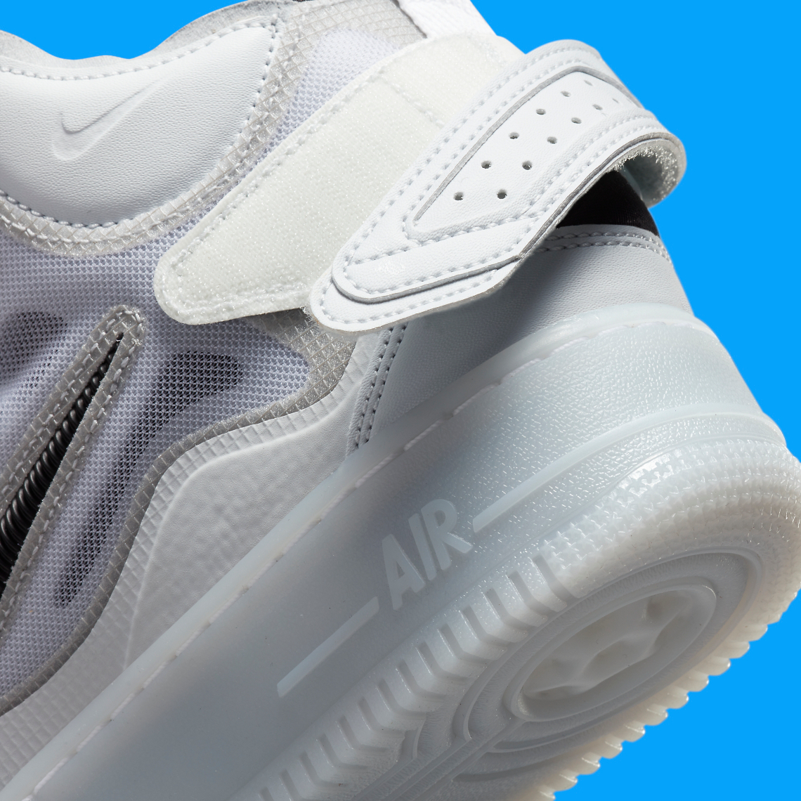 Hình ảnh mới nhất của đôi giày sneaker Nike Air Force 1 React Mid Grey - 8