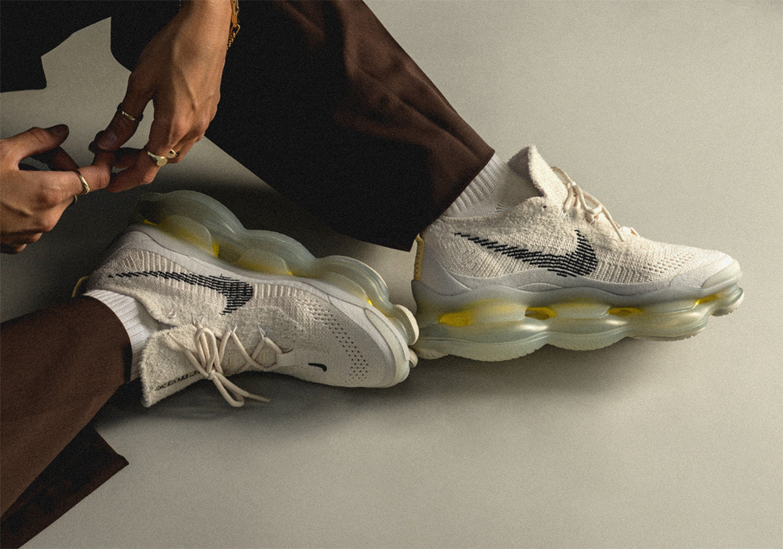 Hình ảnh mới nhất của đôi giày sneaker Nike Air Max Scorpion Lemon Wash - 1