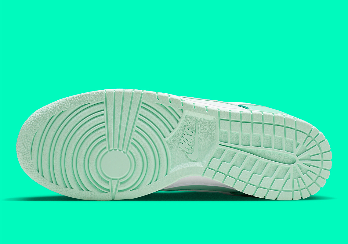 Hình ảnh mới nhất của đôi giày sneaker Nike Dunk Low Mint Foam Light Menta - 6