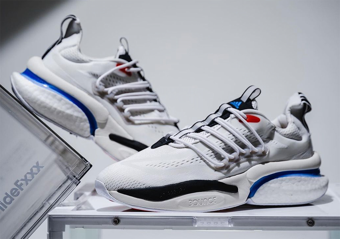 Hình ảnh mới nhất của mẫu giày Adidas AlphaBOOST V1 - 2