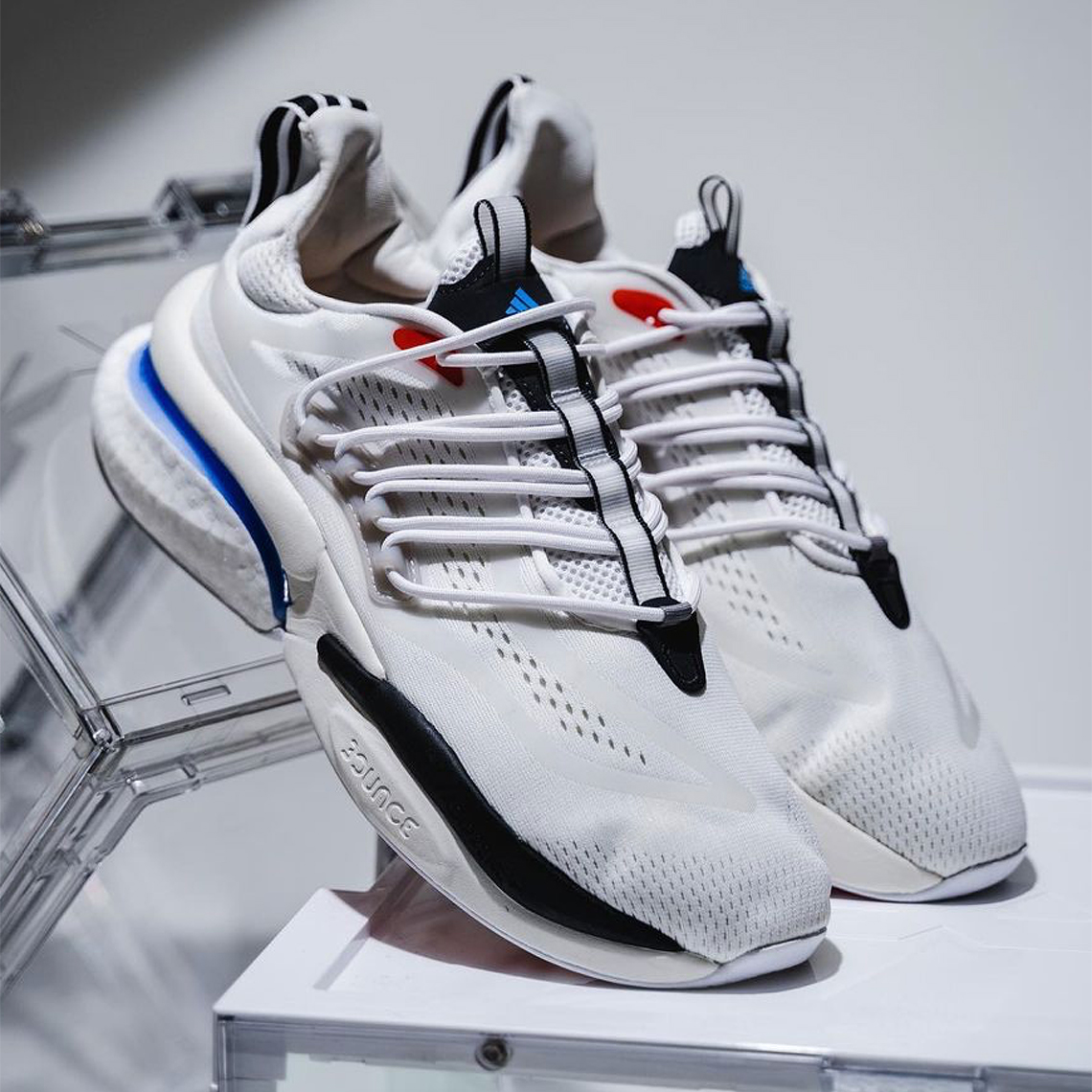 Hình ảnh mới nhất của mẫu giày Adidas AlphaBOOST V1 - 5