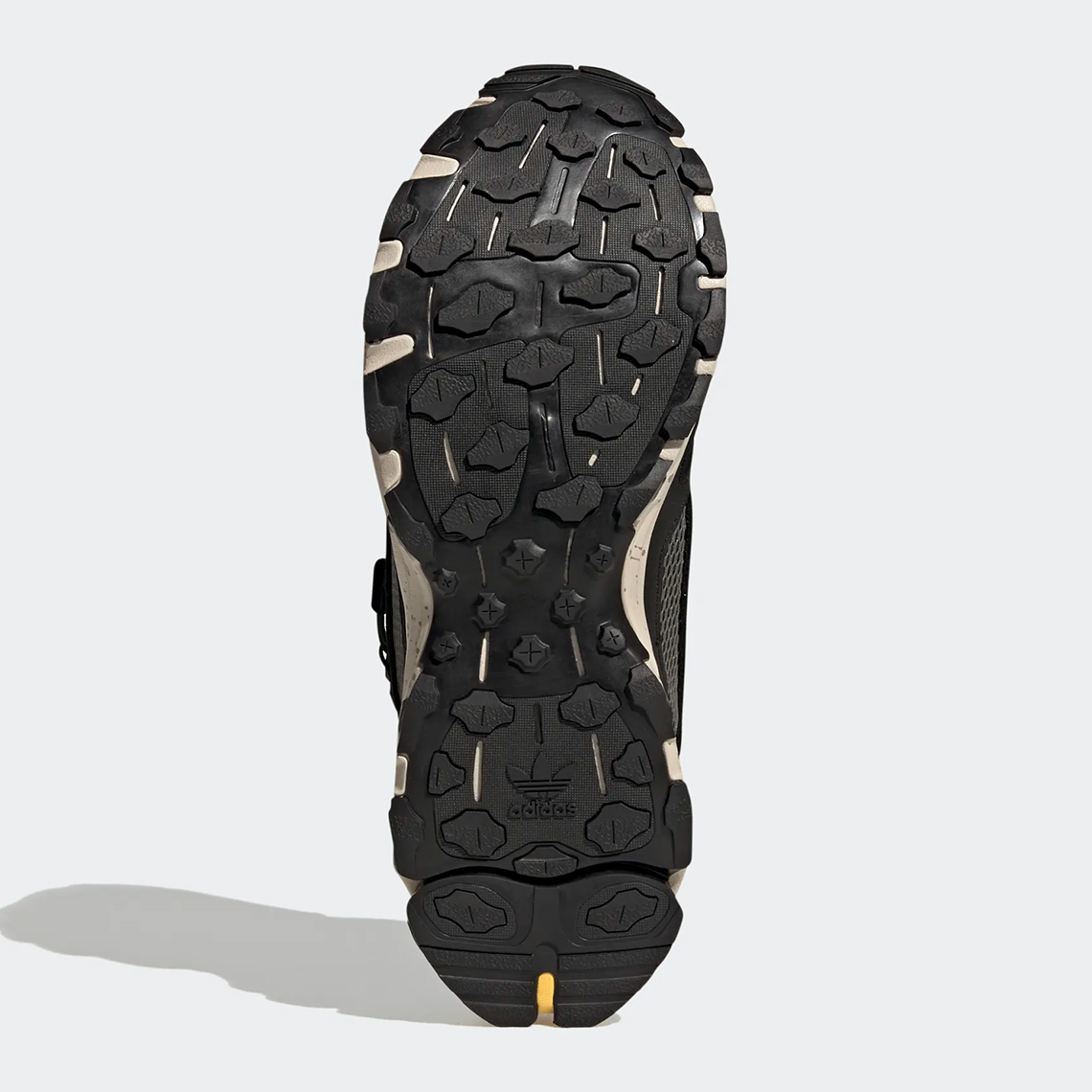 Hình ảnh mới nhất của mẫu giày adidas Shadowturf Core Black Silver Metallic Silver Bliss - 6