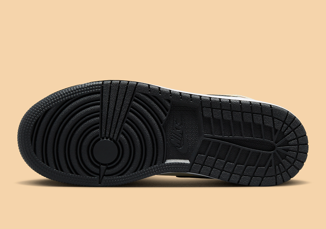 Hình ảnh mới nhất của mẫu giày Air Jordan 1 Mid GS Dunk Contest - 5