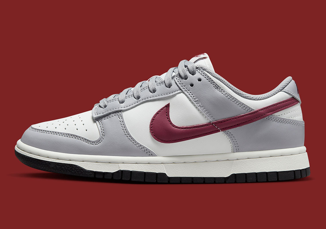 Hình ảnh mới nhất của mẫu giày sneaker Nike Dunk Low xám/trắng/đỏ