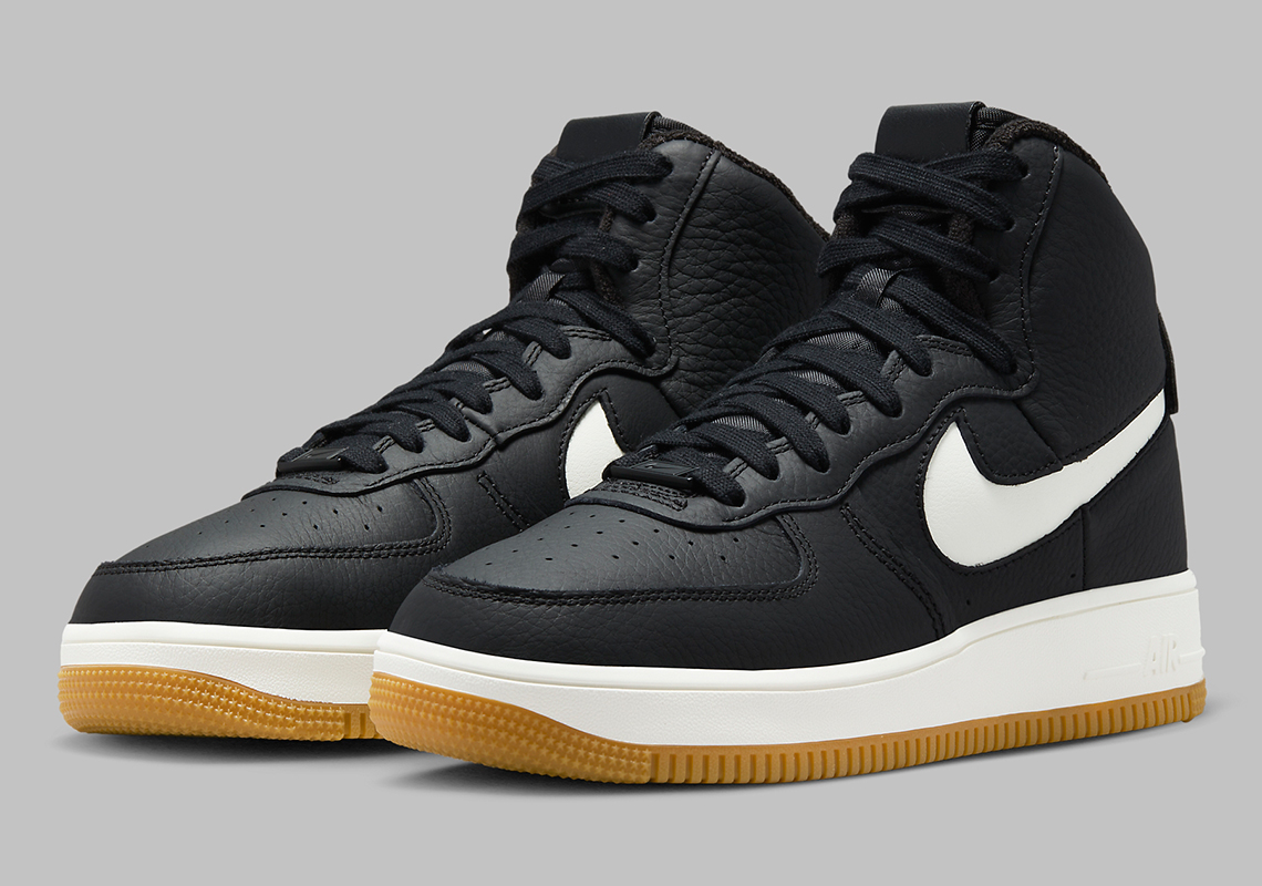 Hình ảnh mới nhất của Nike Air Force 1 Sculpt Black/White/Gum - 1