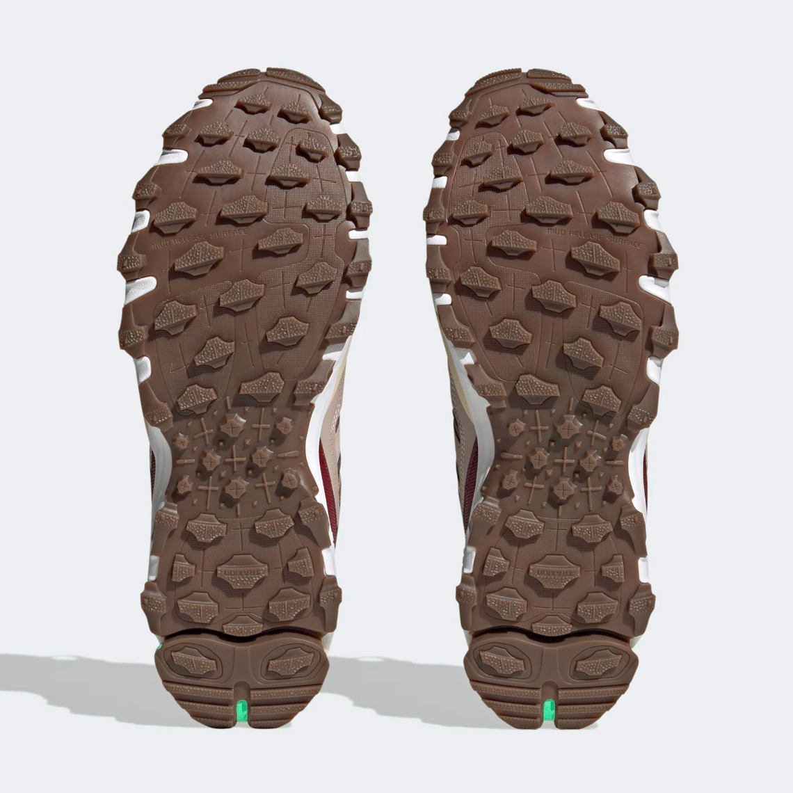 Hình ảnh mới nhất Hyperturf Adventure Sand Strata của adidas - 5