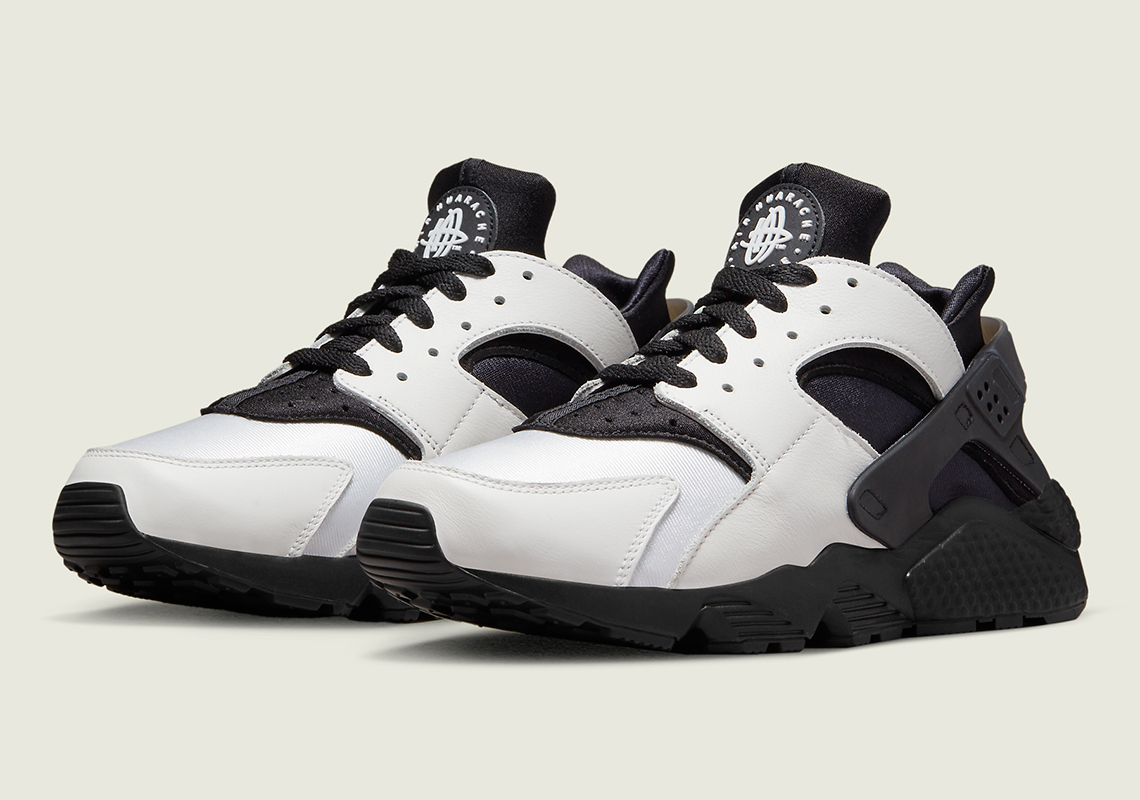 Hình ảnh mới nhất mẫu giày Nike Air Huarache White/Black - 1