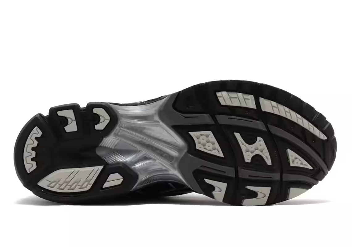 Hợp Tác Độc Đáo: Undermycar và atmos Ra Mắt Bộ Đôi GEL-Kayano 14 - 13