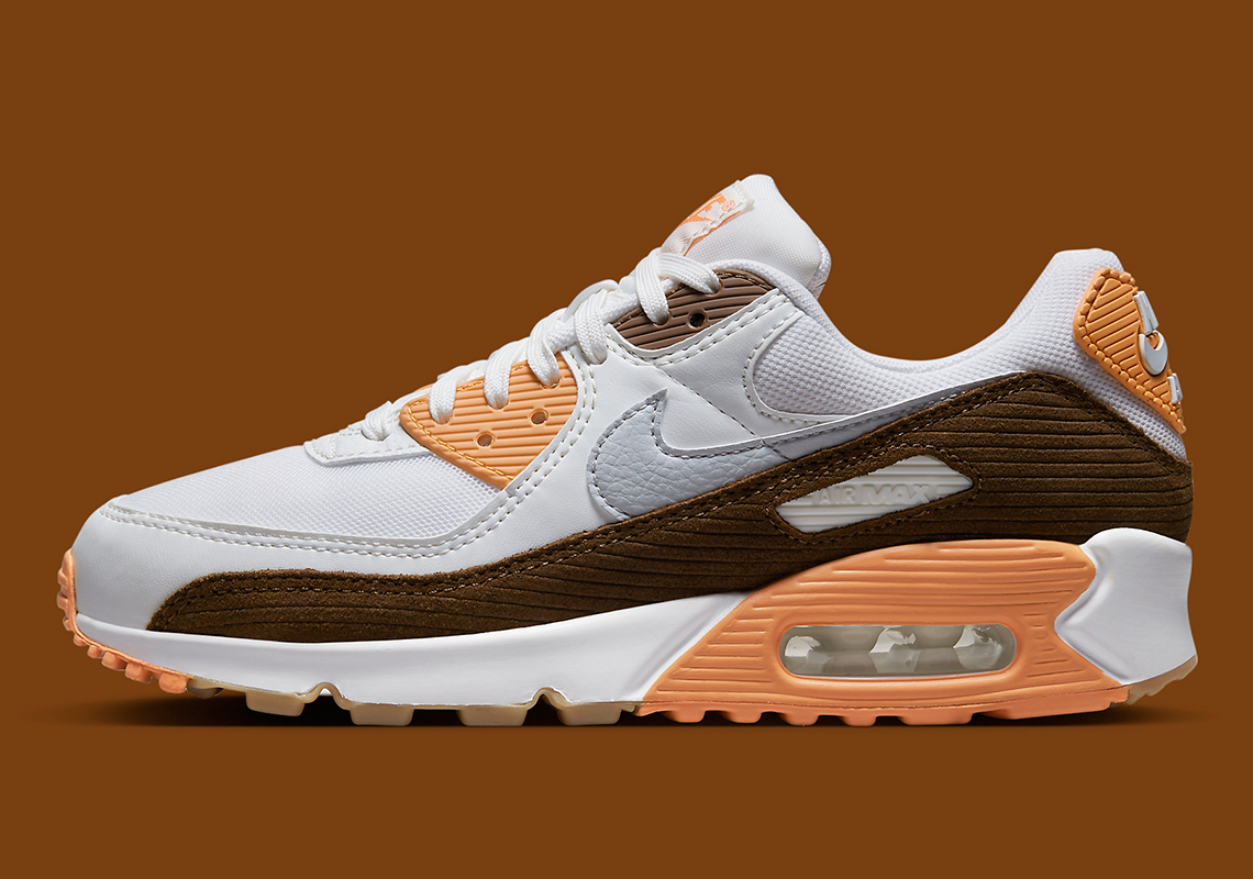 Hương vị đào và sô cô la kết hợp với Corduroy trong Nike Air Max 90 mới nhất - 2