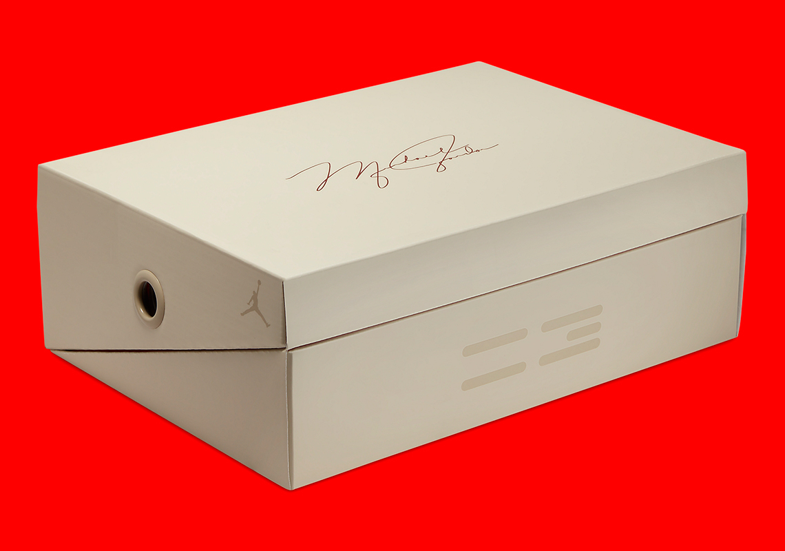 Jordan 37 sử dụng da lộn lúa mì mềm, sang trọng - 10