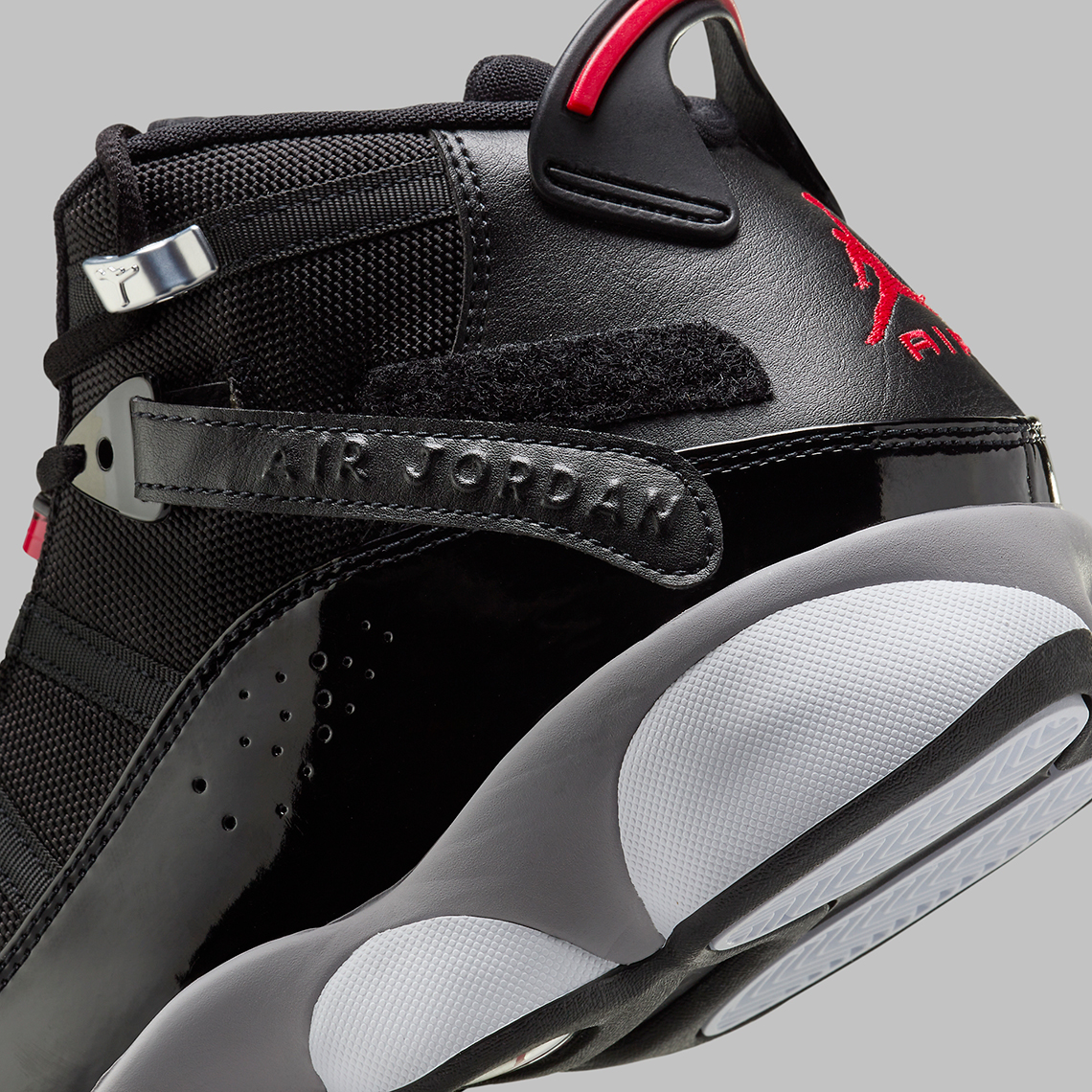 Jordan 6 Rings Black/Cement Grey/University Red/White: Sự Kết Hợp Độc Đáo của Jordan Legacy - 16