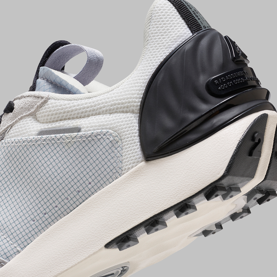 Jordan Granville Pro đã chọn bố cục xám lạnh - 8