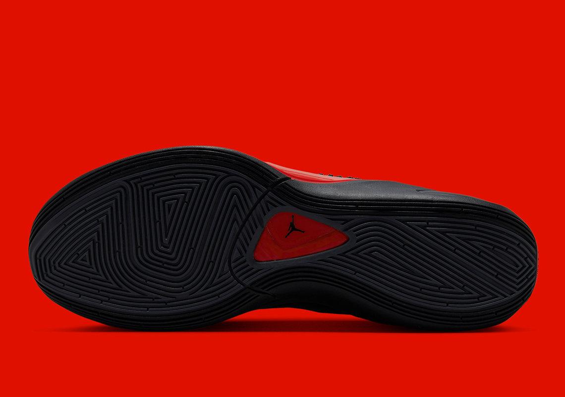 Jordan Luka 1 chuẩn bị màu sắc Bred của riêng mình - 5