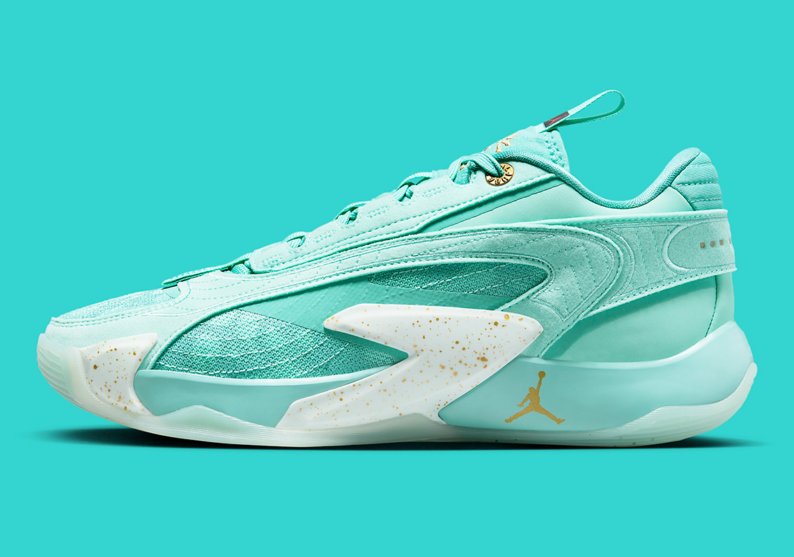 Jordan Luka 2 Matador: Bản kỷ niệm vinh danh Luka Doncic và Real Madrid với gam màu Teal độc đáo - 2