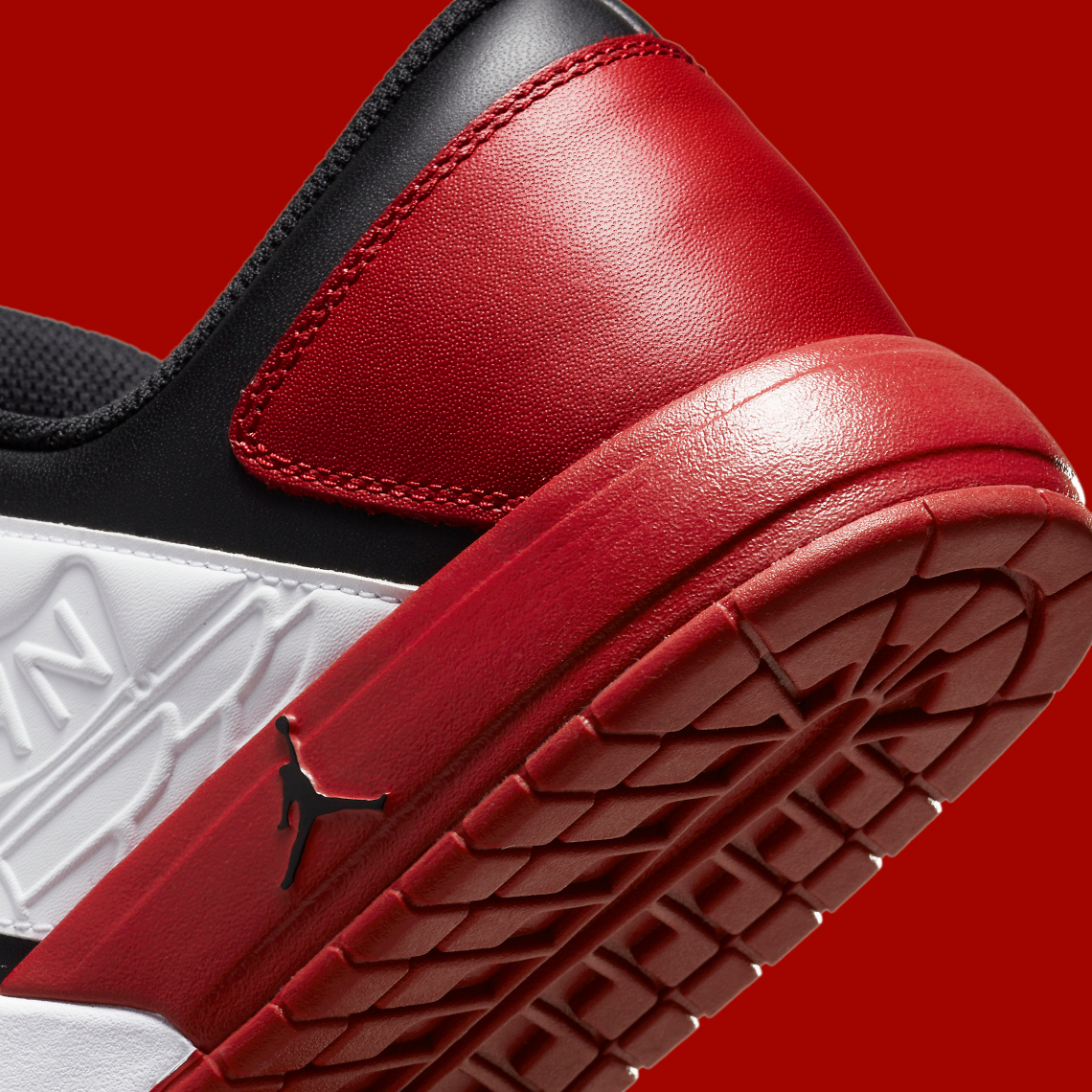 Jordan Nu Retro 1 trở lại với phong cách Chicago - 8