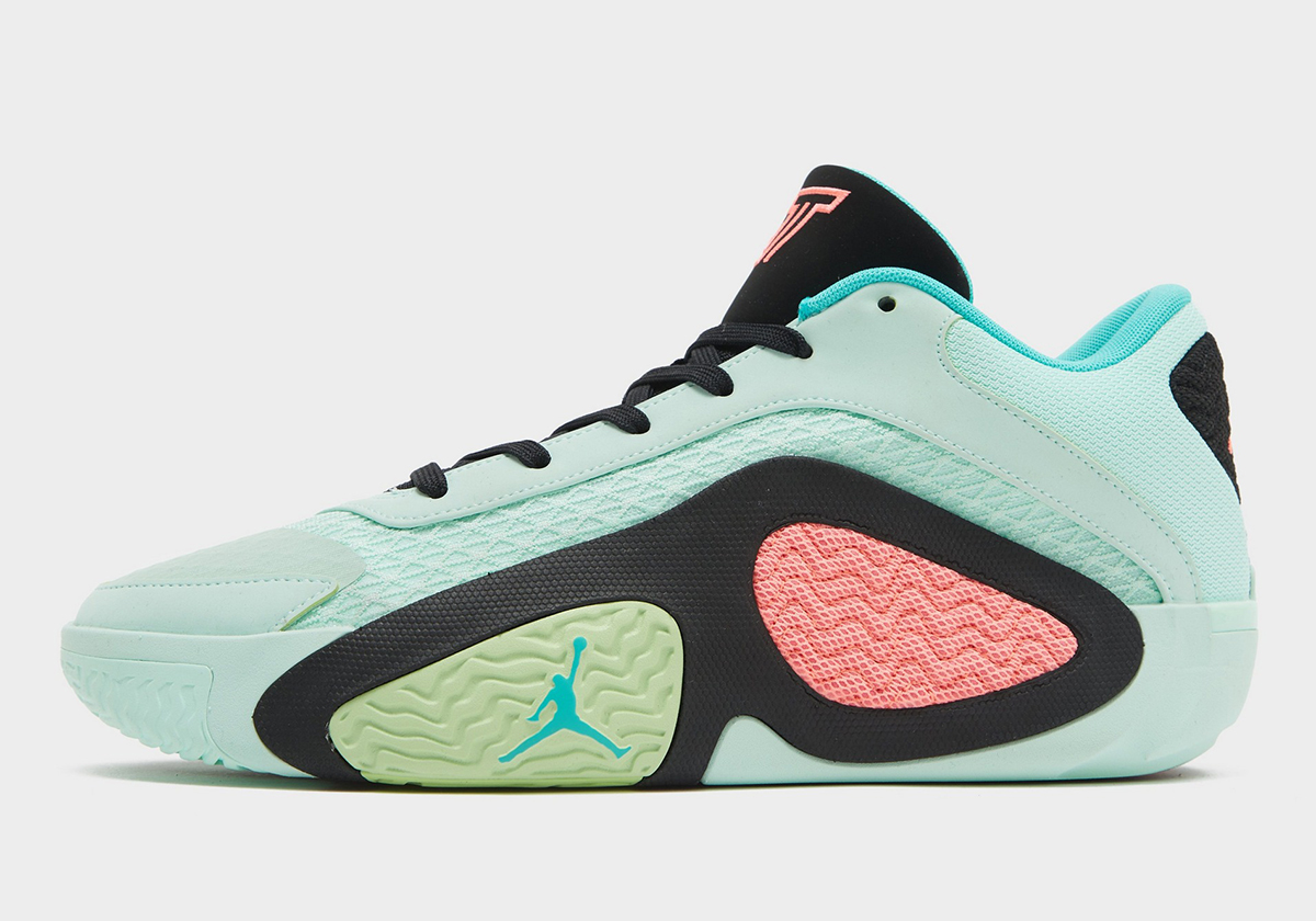 Jordan Tatum 2 'Vortex': Sự Kết Hợp Tinh Tế của Màu Sắc! - 2