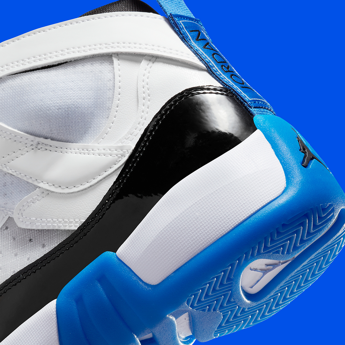 Jordan Two Trey thêm một chút Royal vào màu sắc gợi nhớ đến Concord này - 8