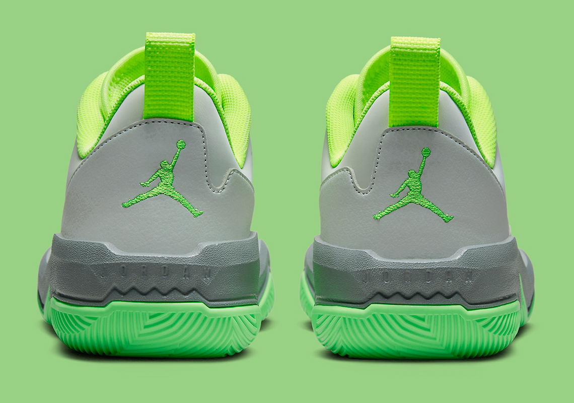 Jordan Westbrook One Take 4: Phiên bản mới với gam màu xám và neon xanh - 5