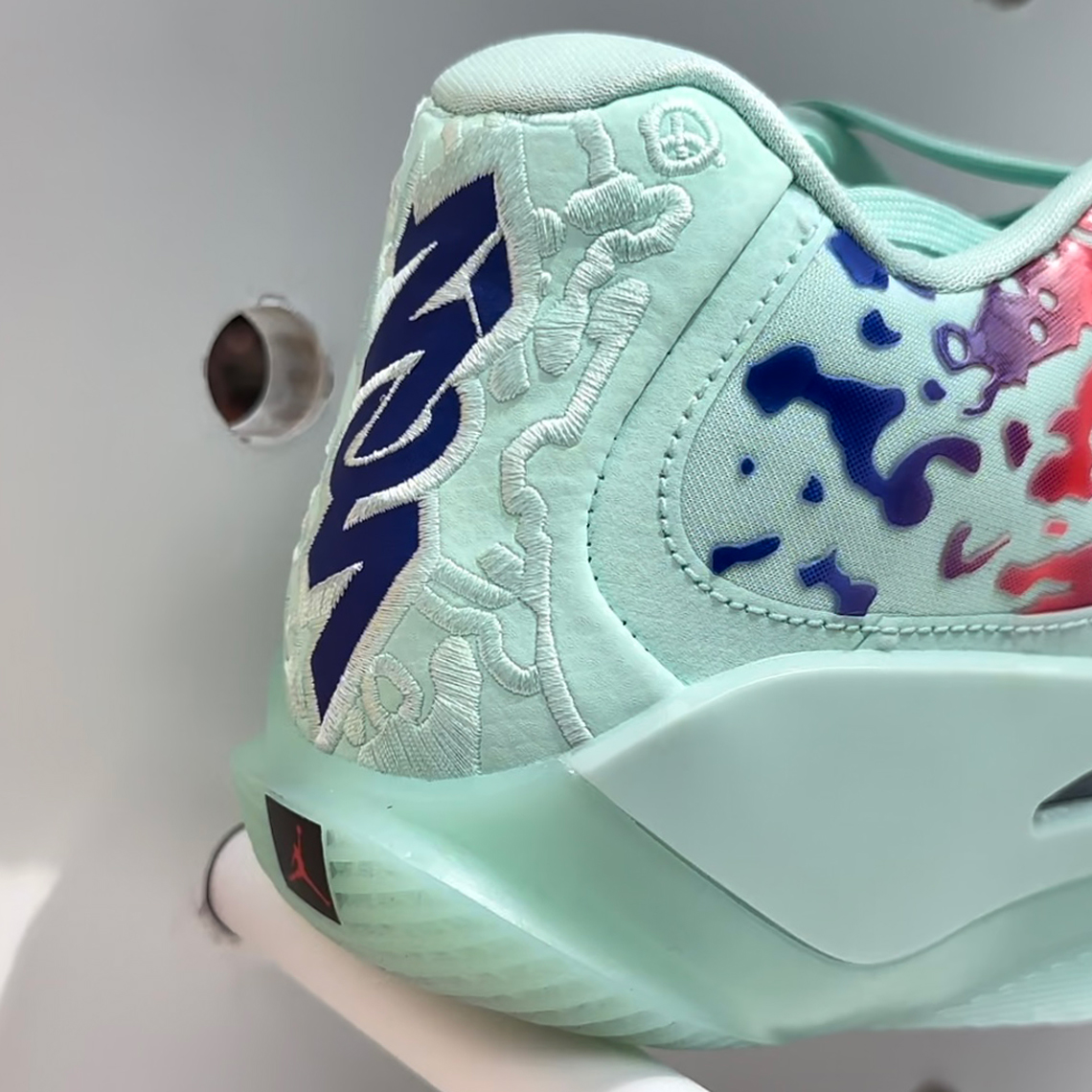 Jordan Zion 3 Mud, Sweat & Tears: Biểu tượng sức mạnh và tâm huyết của Zion Williamson - 4