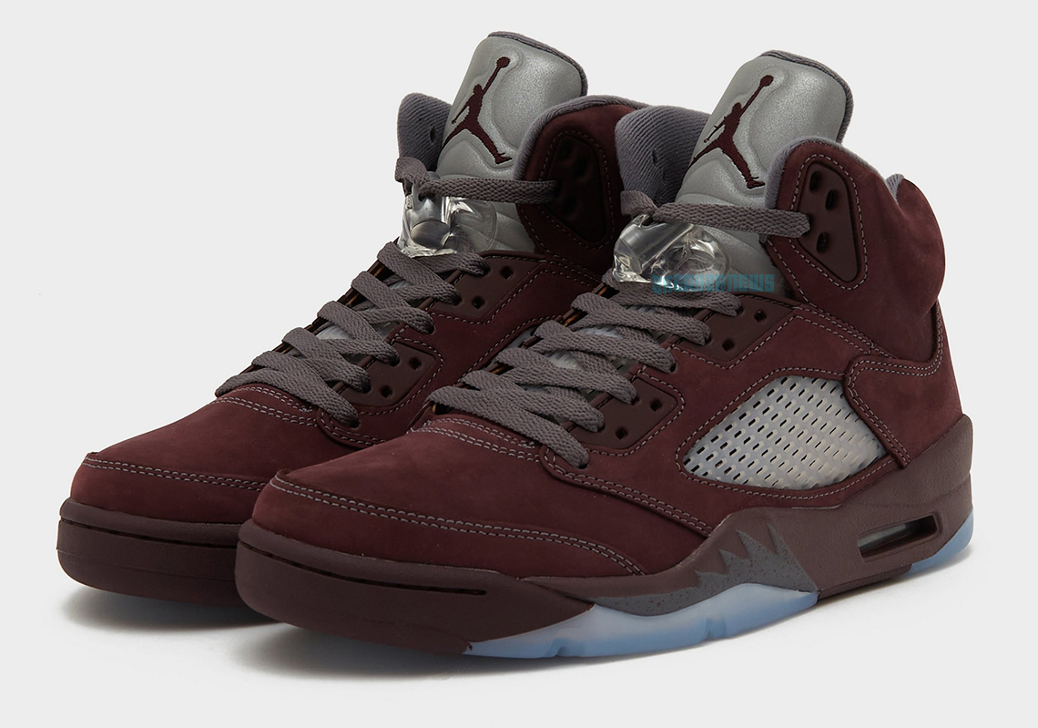 Lần đầu tiên được nhìn thấy chiếc Air Jordan 5 phiên bản Burgundy - 1