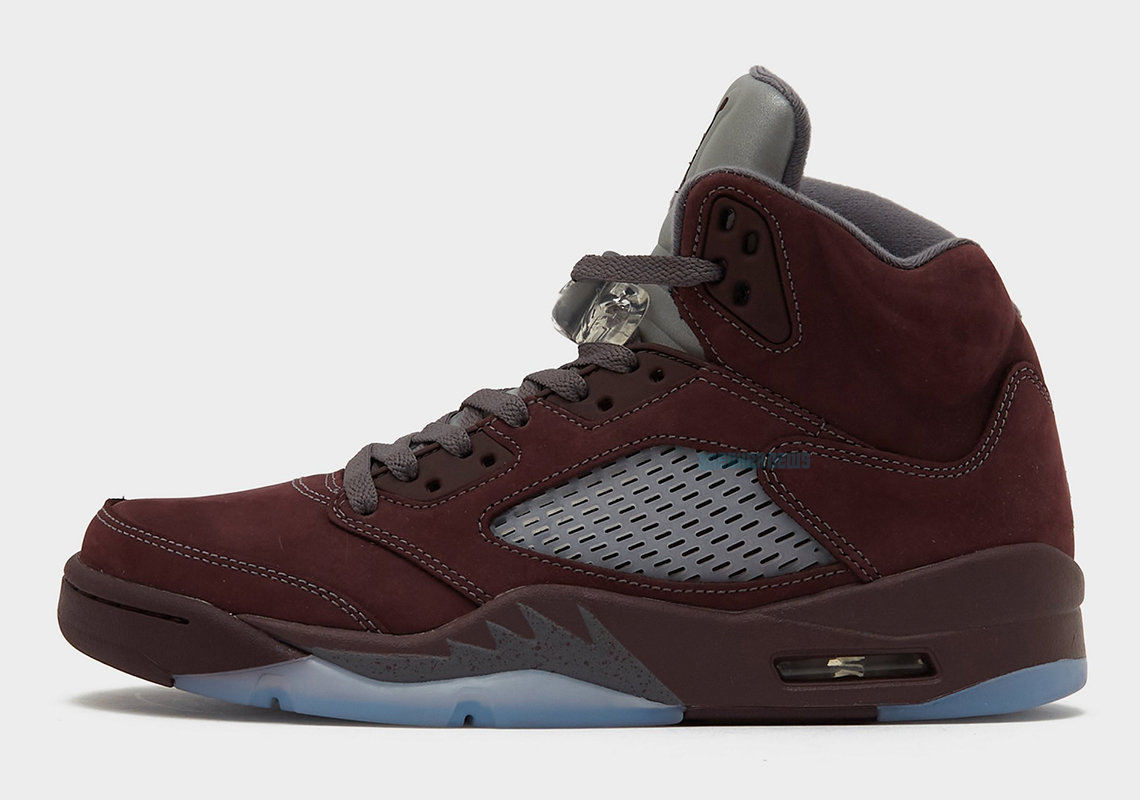 Lần đầu tiên được nhìn thấy chiếc Air Jordan 5 phiên bản Burgundy - 2