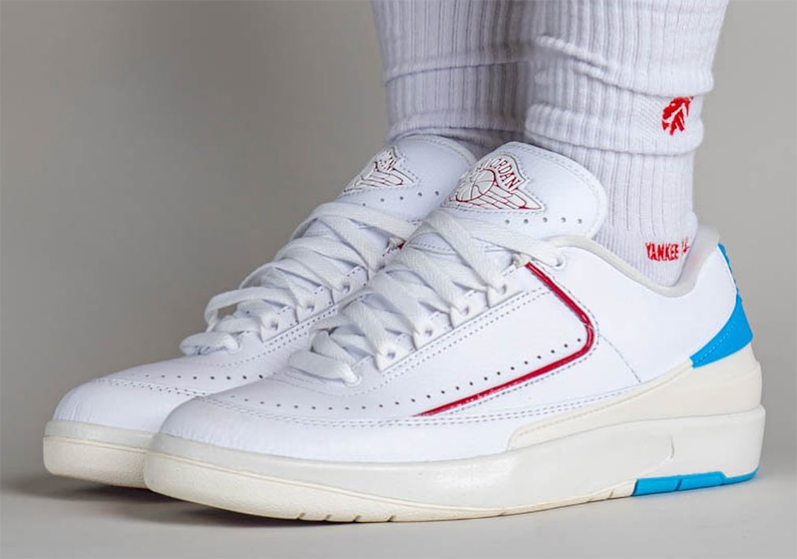 Lần đầu tiên nhìn vào Air Jordan 2 Low UNC to Chicago - 1