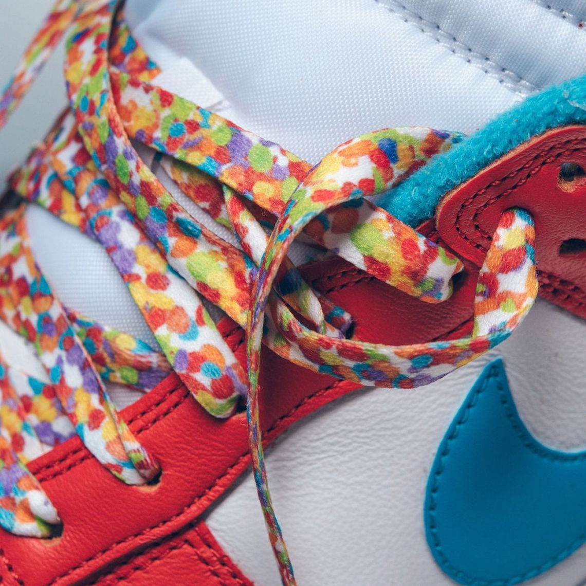 LeBron James x Nike Dunk Low Fruity Pebbles sẽ được phát hành vào ngày mai - 4