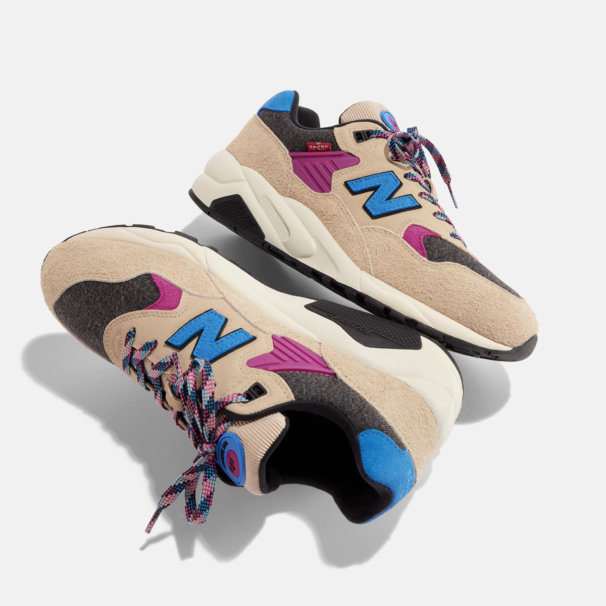 Levi's và New Balance Hợp Tác: Phi - 18