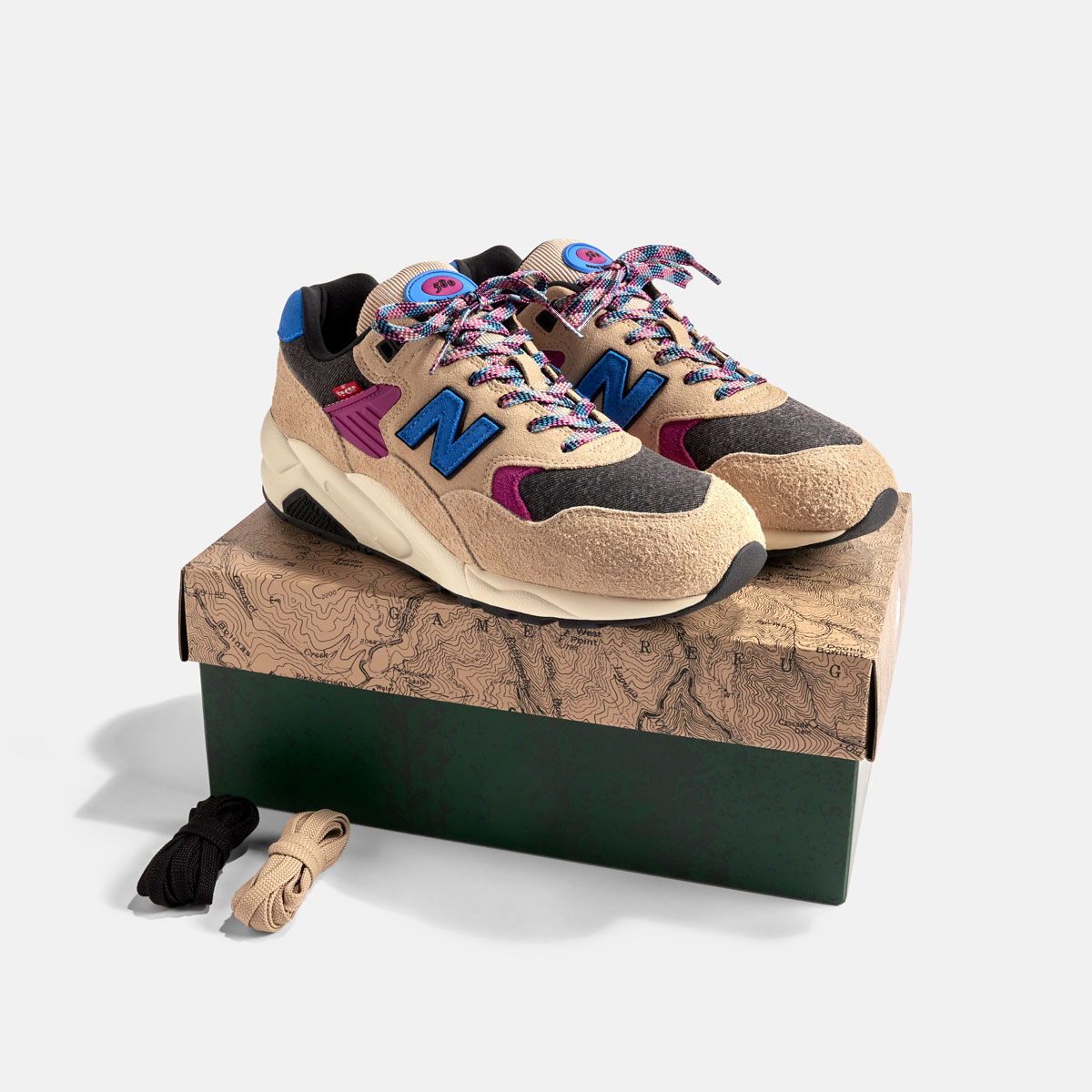 Levi's và New Balance Hợp Tác: Phi - 19