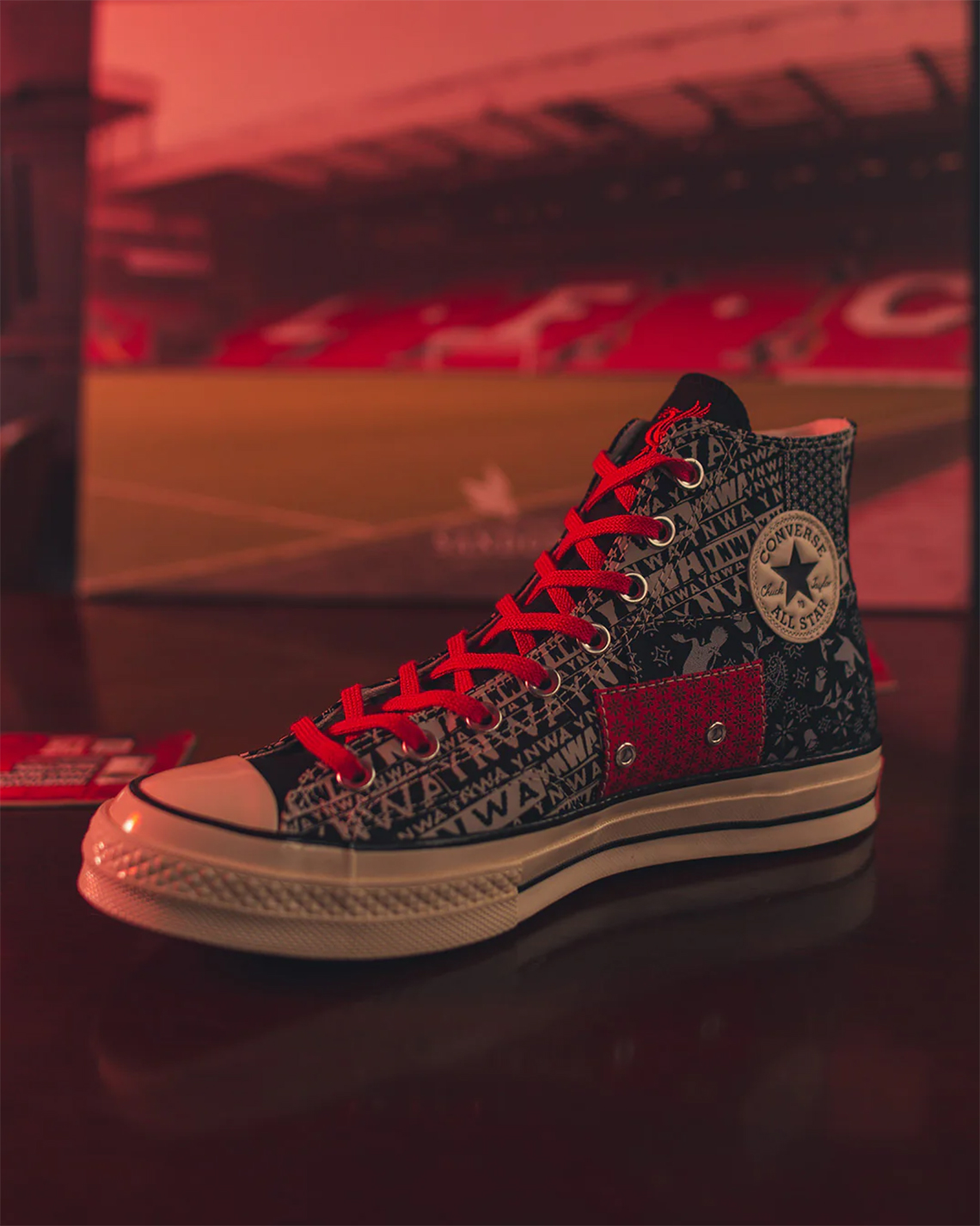 Liverpool FC và Converse hợp tác cho bộ sưu tập giày mới - 4