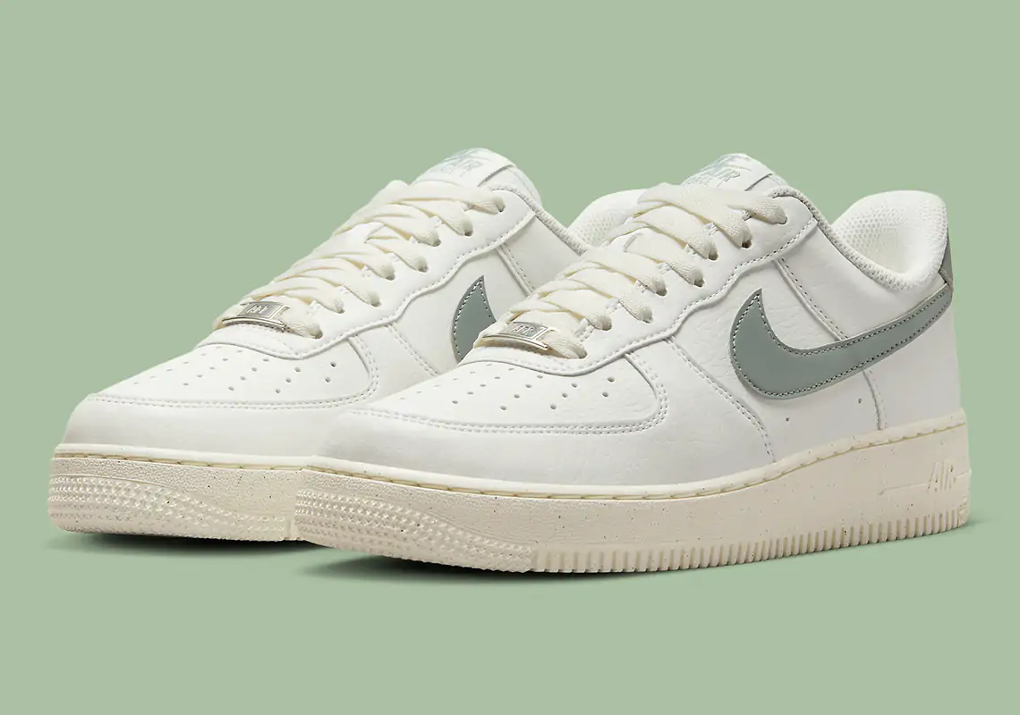 Lộ diện hình ảnh của đôi giày sneaker Nike Air Force 1 Next Nature "Sail/Sage"